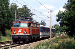 Lokomotiva: 1042.594-0 | Vlak: R 2319 ( Bernhardsthal - Wien Nord ) | Msto a datum: Silberwald 15.07.1995