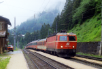 Lokomotiva: 1044.082-4 | Vlak: IC 565 Alemania ( Lindau Hbf. - Wien Westbf. ) | Msto a datum: Wald am Arlberg 15.06.1993