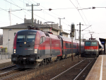 Lokomotiva: 1116.209, 1144.063 | Vlak: RJ 166 ( Wien Westbf. - Zrich HB ), REX 1625 ( St.Valentin - Wien Westbf. ) | Msto a datum: Wien-Htteldorf   16.03.2013
