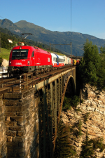 Lokomotiva: 1216.018 | Vlak: RoLa 43253 ( Salzburg Hbf. - Trieste C.M. ) | Msto a datum: Angertal 19.08.2009