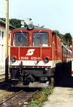 Lokomotiva: 2095.013-5 | Msto a datum: St.Plten Alpenbahnhof 13.08.2000