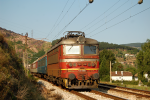 Lokomotiva: 43.555-2 | Vlak: KPV 20206 ( Mezdra - Sofia ) | Msto a datum: Zverino 24.06.2008