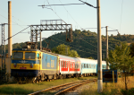 Lokomotiva: 46.242-4 | Vlak: UBV 8601 ( Sofia - Burgas ) | Msto a datum: Kostenec 22.08.2006