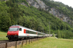 Lokomotiva: 28-94 980-5 | Vlak: IC 880 ( Brig - Basel SBB ) | Msto a datum: Blausee-Mitholz 19.06.2006