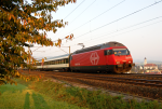 Lokomotiva: Re 460.009-4 | Vlak: IR 2065 ( Basel SBB - Zrich Flughafen ) | Msto a datum: Frick 28.09.2009