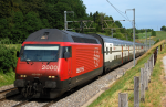 Lokomotiva: Re 460.058-1 | Vlak: IC 912 ( Romanshorn - Interlaken Ost ) | Msto a datum: Kumm 19.06.2006