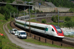 Lokomotiva: RABDe 500.007-0 | Vlak: ICN 666 ( Lugano - Zrich HB ) | Msto a datum: Wassen 03.06.2009