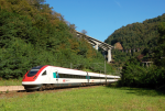 Lokomotiva: RABDe 500.026 | Vlak: Sdz 33557 ( Basel SBB - Bellinzona ) | Msto a datum: Giornico 09.09.2007