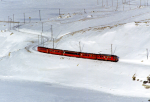 Lokomotiva: ABe 4/4 46 | Vlak: R 415 ( St.Moritz - Tirano ) | Msto a datum: Ospizio Bernina 18.01.1995