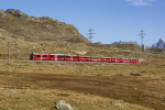 Lokomotiva: ABe 8/12 3502 | Vlak: R 4656 ( Tirano - St.Moritz ) | Msto a datum: Ospizio Bernina 25.09.2021