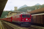 Lokomotiva: Ge 6/6 701 | Vlak: D 584 ( St.Moritz - Chur ) | Msto a datum: St.Moritz 06.08.1994