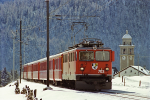 Lokomotiva: Ge 6/6 703 | Vlak: D 1550 ( St.Moritz - Chur ) | Msto a datum: Celerina 27.01.1996