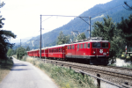 Lokomotiva: Ge 6/6 704 | Vlak: D 550 ( St.Moritz - Chur ) | Msto a datum: Reichenau-Tamins 04.07.1994