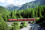 Lokomotiva: Ge 6/6 704 | Vlak: D 502 Heidi-Express ( St.Moritz - Landquart ) | Msto a datum: Muot 05.06.2000