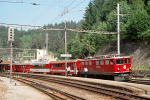 Lokomotiva: Ge 6/6 705 | Vlak: D 561 ( Chur - St.Moritz ) | Msto a datum: Reichenau-Tamins 04.07.1994