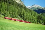 Lokomotiva: Ge 6/6 707 | Vlak: D 565 ( Chur - St.Moritz ) | Msto a datum: Bergn/Bravuogn 19.07.2003