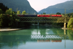 Lokomotiva: Ge 6/6 707 | Vlak: D 515 ( Chur - St.Moritz ) | Msto a datum: Reichenau-Tamins 20.07.2003