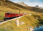 Lokomotiva: HGe 4/4 32 | Vlak: R 544 ( Disentis/Muster - Andermatt ) | Msto a datum: Oberalppasshhe-Calmot 16.09.2003