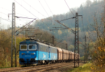 Lokomotiva: 122.011-0 + 123.009-3 | Vlak: Vn 50770 ( adca - Tebuice ) | Msto a datum: Brands nad Orlic   22.10.2013