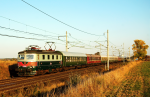 Lokomotiva: 141.012-5 ( E499.112 ) | Vlak: R 11054 ( Kutn Hora hl.n. - Radebeul Ost ) | Msto a datum: Tatce 26.09.2009