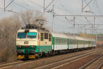 Lokomotiva: 150.213-7 | Vlak: R 620 ( Vsetn - Praha-Smchov ) | Msto a datum: Kluov 02.04.2010