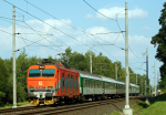 Lokomotiva: 151.019-7 | Vlak: Ex 528 Velehrad ( Luhaovice - Praha hl.n. ) | Msto a datum: Chvaletice   16.07.2009