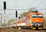 Lokomotiva: 151.019-7 | Vlak: Ex 144 Landek ( ilina - Praha hl.n. ) | Msto a datum: Polanka nad Odrou vh. 18.04.2012