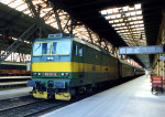 Lokomotiva: 162.037-6 | Vlak: R 495 ( Praha hl.n. - Katowice Gl. ) | Msto a datum: Praha hl.n.   20.02.1993