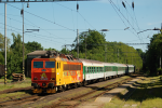 Lokomotiva: 363.084-5 | Vlak: R 650 ( esk Budjovice - Praha hl.n. ) | Msto a datum: Stezim 06.06.2010