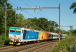 Lokomotiva: 363.115-7 + 362.166-1 | Vlak: R 680 ( Brno hl.n. - Praha hl.n. ) | Msto a datum: Koln zastvka 27.06.2010