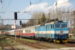 Lokomotiva: 363.117-3 | Vlak: Zvl. R | Dresden Hbf. - esk Budjovice | Msto a datum: Beneov u Prahy 24.04.2006