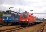 Lokomotiva: 363.506-7 + 363.502-6, 1116.252-6 | Vlak: Pn 48500 ( Lenzing - Rakovnk ), R 200 Anton Bruckner ( Linz Hbf. - Praha hl.n. ) | Msto a datum: Horn Dvoit 15.09.2012