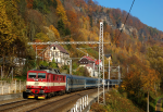 Lokomotiva: 371.004-3 | Vlak: EC 171 Hungaria ( Berlin Hbf. - Budapest Kel.pu. ) | Msto a datum: Doln leb 31.10.2015