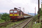Lokomotiva: 372.012-5 | Vlak: EC 176 Porta Bohemica ( Praha-Holeovice - Hamburg-Altona ) | Msto a datum: Prackovice nad Labem 17.10.1994
