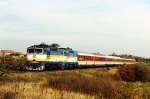 Lokomotiva: 754.028-9 + 754.019-8 | Vlak: EC 10350 Karltejn ( Praha hl.n. - Dortmund Hbf. ) | Msto a datum: Stod 21.10.1998