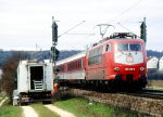 Lokomotiva: 103.145-9 | Vlak: EC 115 Wrthersee ( Dortmund Hbf. - Klagenfurt Hbf. ) | Msto a datum: Lonsee 23.03.1994