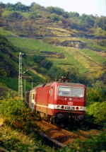 Lokomotiva: 143.880-3 | Vlak: RB 6021 ( Koblenz Hbf. - Mainz Hbf. ) | Msto a datum: Oberwesel 25.09.1998