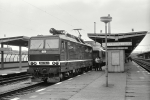 Lokomotiva: 180.016-8 | Msto a datum: Praha-Holeovice (CZ) 06.06.1992