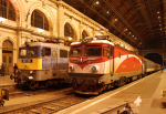 Lokomotiva: 477-231-1, 431.212 | Vlak: IC 74 Transsylvania ( Brasov - Budapest Kel.pu. ), IC 513 Lillafred ( Miskolc-Tiszai - Budapest Kel.pu. ) | Msto a datum: Budapest Kel.pu. (H) 16.11.2015