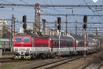 Lokomotiva: 162.007-9 | Vlak: Ex 120 Koian ( Koice - Praha hl.n. ) | Msto a datum: Pardubice hl.n. (CZ) 13.04.2013