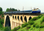 Lokomotiva: 350.012-1 | Vlak: IC 1111 Csards ( Malm - Budapest Kel.pu. ) | Msto a datum: Doln Louky (CZ) 15.05.1997