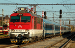 Lokomotiva: 350.020-4 | Vlak: EC 170 Hungaria ( Budapest Kel.pu. - Berlin Hbf. ) | Msto a datum: Pardubice hl.n. (CZ) 22.10.2013