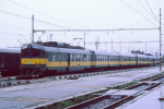 Lokomotiva: 460.048-2 | Vlak: Os 2319 ( Poprad-Tatry - Koice ) | Msto a datum: Poprad-Tatry 17.09.1994