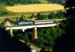 Lokomotiva: 750.094-5 | Vlak: R 395 Urpn ( ilina - Budapest Kel.pu. ) | Msto a datum: Kostiviarska 07.08.1998