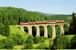 Lokomotiva: 851.011-7 + 851.032-3 | Vlak: Os 7455 ( erven Skala - Margecany ) | Msto a datum: Telgrt penzion 06.08.1998