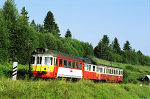 Lokomotiva: 851.030-8 + 820.047-9 | Vlak: Os 7453 ( erven Skala - Margecany ) | Msto a datum: Nlepkovo 06.08.1998